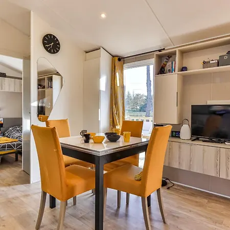 Casa vacanze Mobil-home Dans Parc Résidentiel