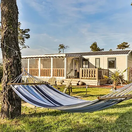 Mobil-home Dans Parc Résidentiel