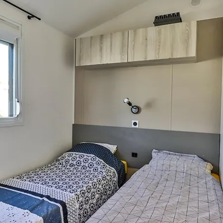 Casa vacanze Mobil-home Dans Parc Résidentiel *